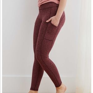 AERIE play pocket leggings!